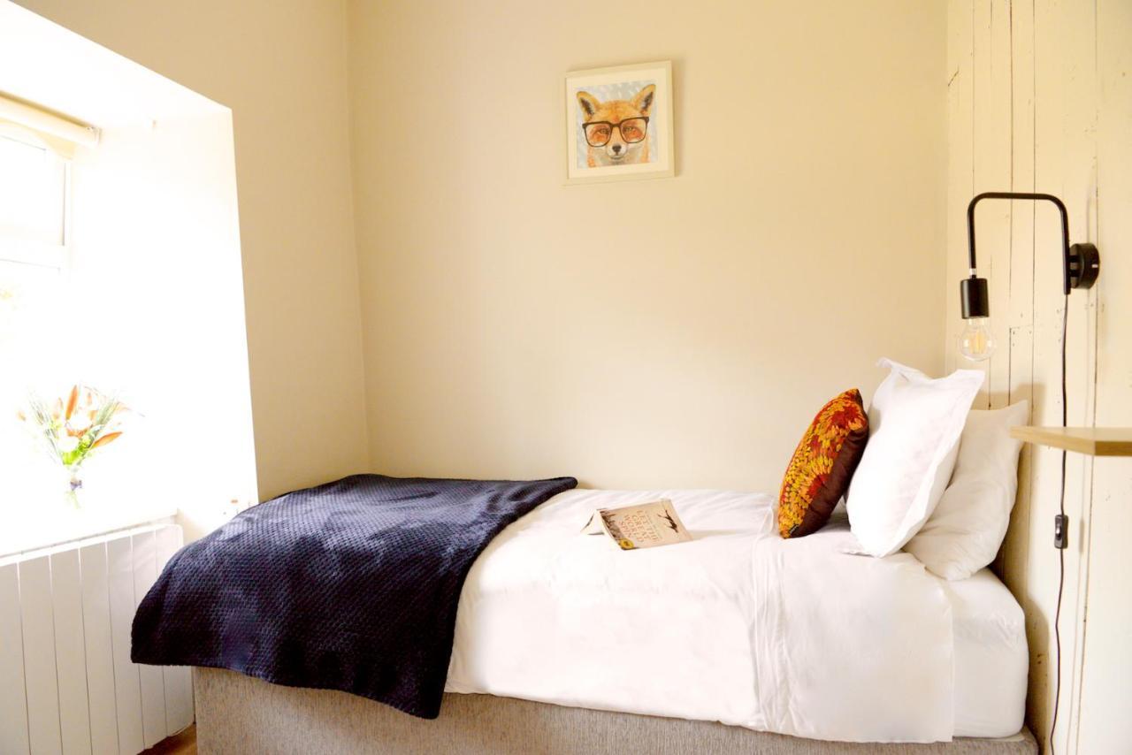Corderry Farmhouse, Idyllic Cottage Amid 250 Acres Lisvernane エクステリア 写真